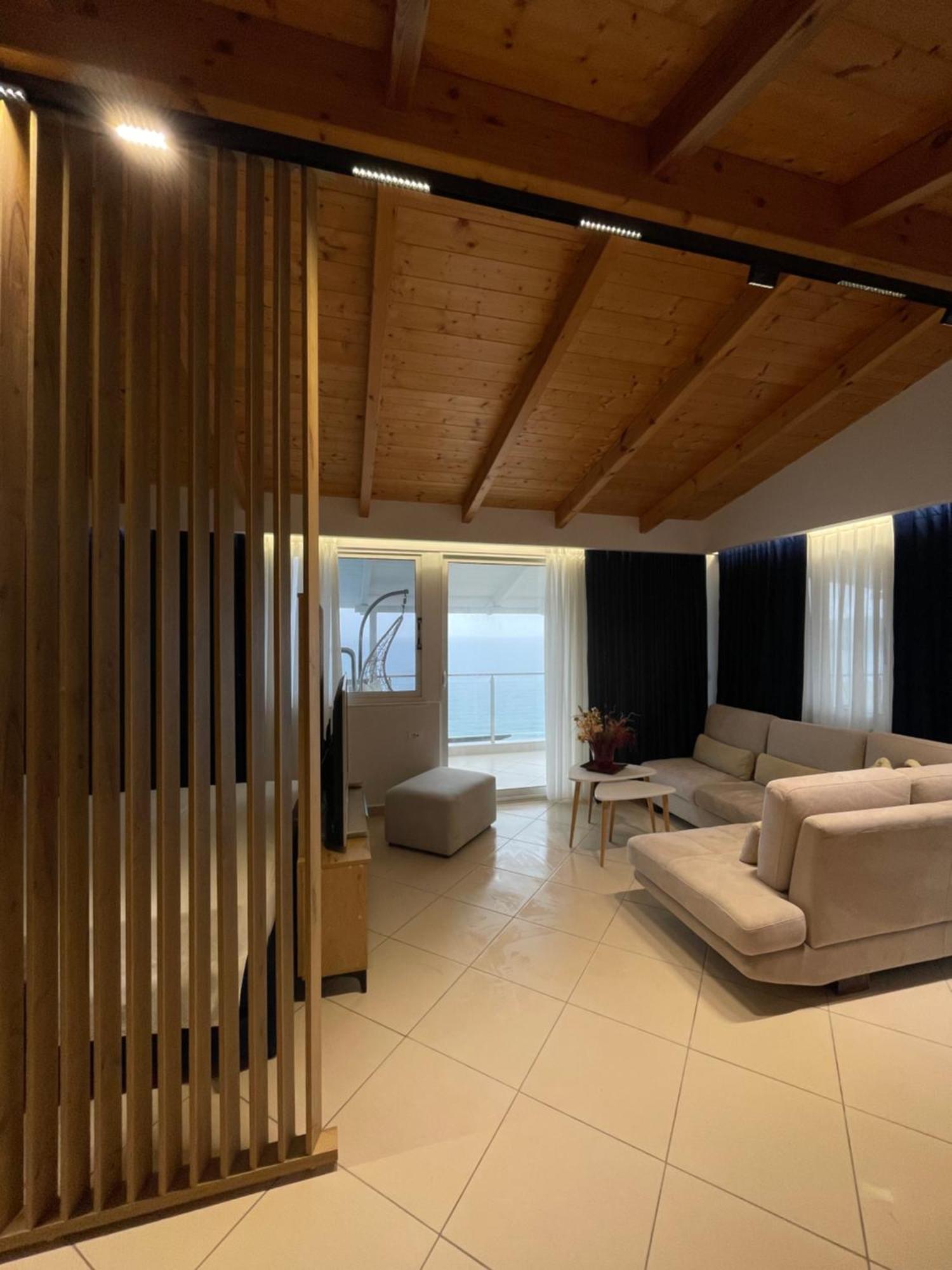 Qeparo Napolon Complex Hotel Luaran gambar