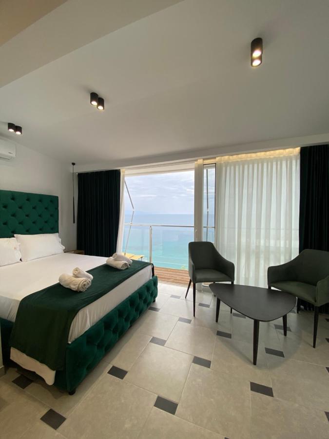 Qeparo Napolon Complex Hotel Luaran gambar