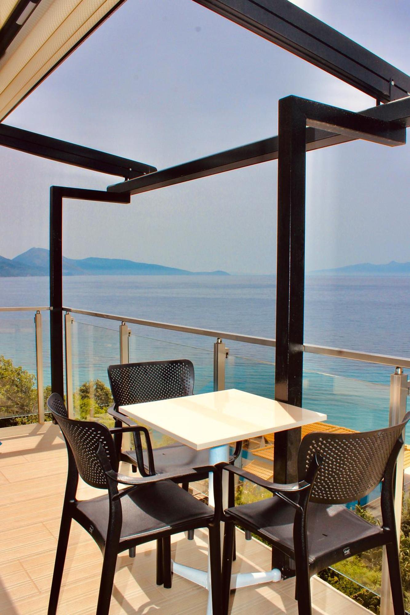 Qeparo Napolon Complex Hotel Luaran gambar